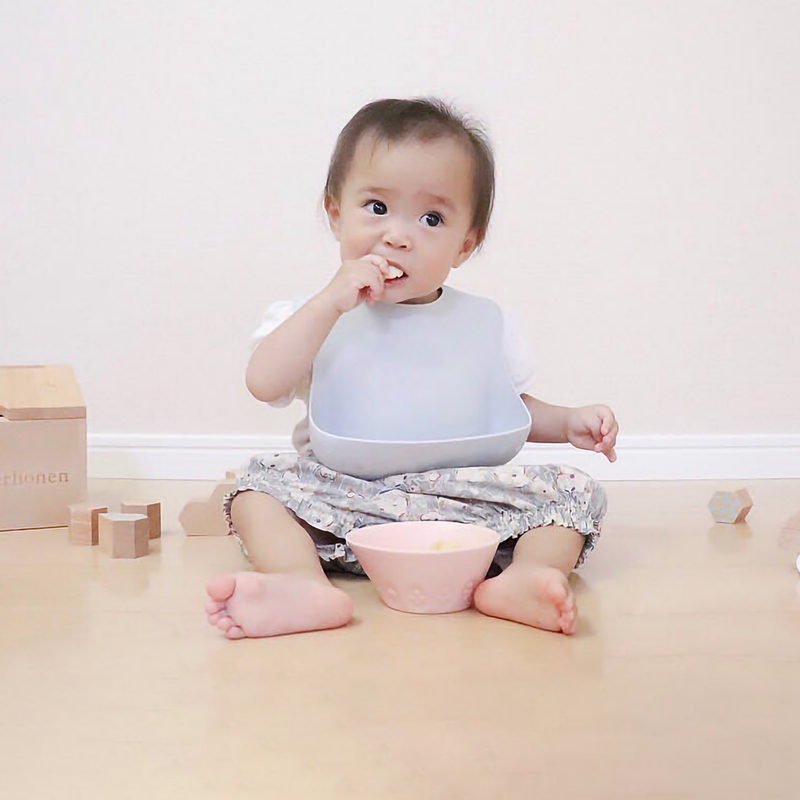 0〜3歳の赤ちゃん用のBPAフリーのシリコンよだれかけ,お手 - Silicone Baby Bibs のレビューと価格