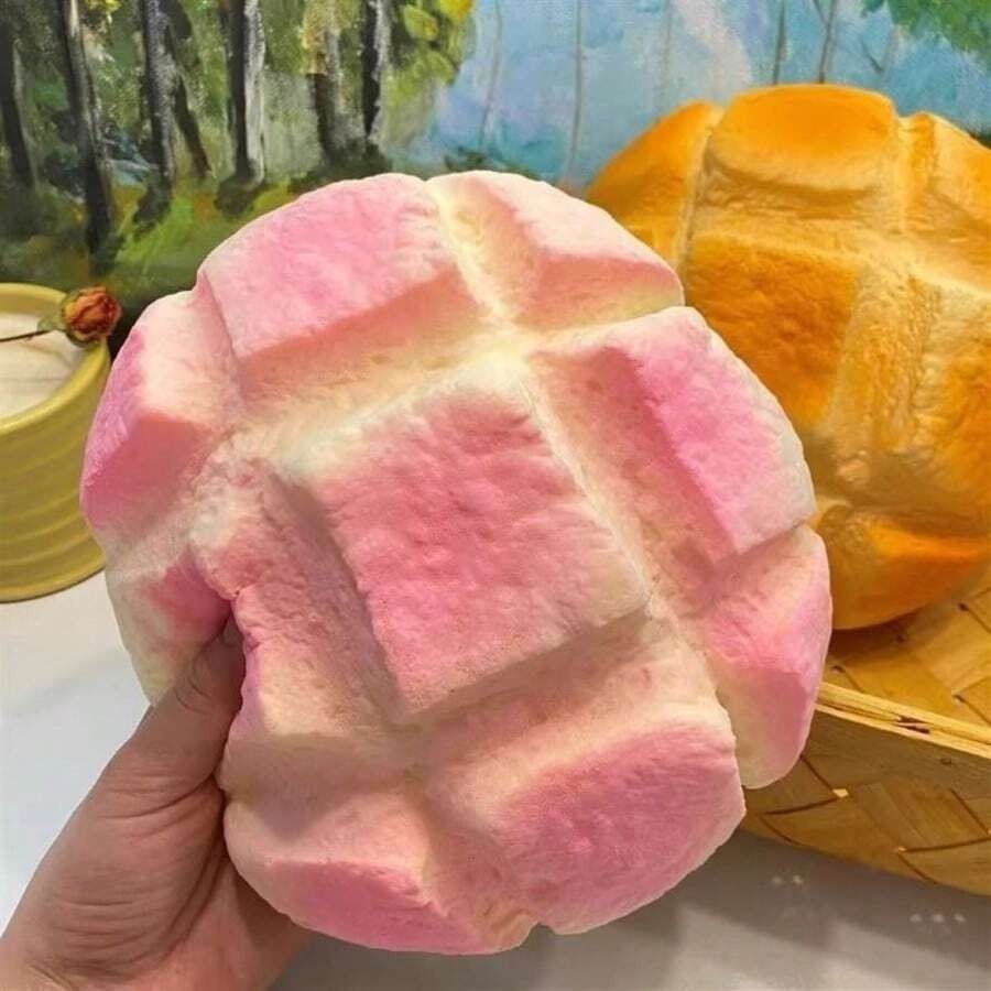 特大サイズの超柔らかい溶岩パイナップルパン型スクイーズ玩具、 - Baby Products Unique のレビューと価格
